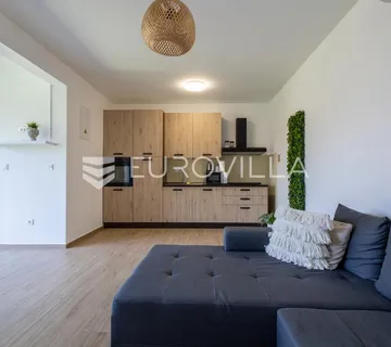 Izvrsna investicija u seoski turizam: Prodaja 4 moderno uređena apartmana u Kopačevu - Kopačevo, Bilje