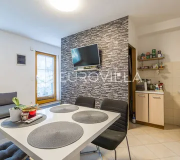 Istra, Rovinj, predivna kuća od 75 m² u centru grada s pogledom na more