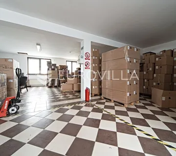 Osijek, Industrijska zona Čepinska, poslovna zgrada 610 m² - Industrijska zona (Čepinska)