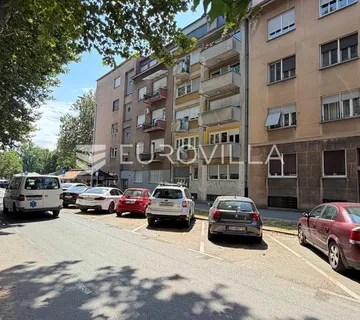 Zagreb, Črnomerec, Prostran četverosoban stan 98 m² s garažom u Ulici grada Mainza