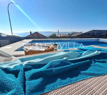 Novi Vinodolski, luksuzna vila sa bazenom i panoramskim pogledom na more - cover