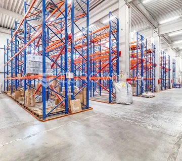 Zagreb, Slavonska, regalno skladište 4000 m² - cover