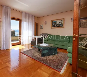 Rijeka, Kozala, stan veličine 265,54 m² s okućnicom i garažom na odličnoj lokaciji