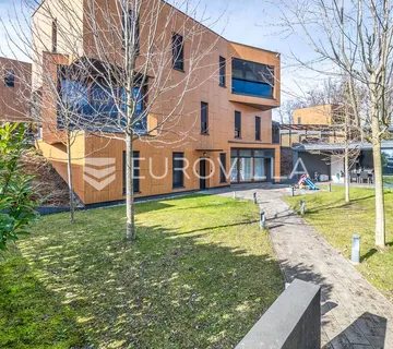 Zagreb, Gorice, prekrasan trosoban stan s vrtom, 150 m², garaža, 2 parkinga