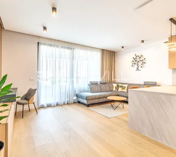 Zagreb, Donje Svetice, prekrasan četverosoban stan 104 m², prvi najam - cover