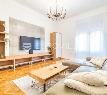 Zagreb, Donji grad, centar, prekrasan jednosoban stan 47 m²