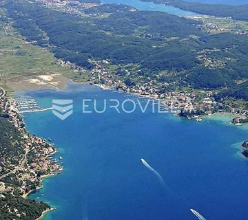 Otok Rab, Supetarska Draga, samostojeća kuća s 4 apartmana, 2 bazena i pogledom na more - cover