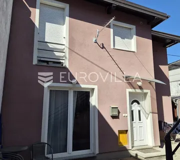 Zagreb, Trnje, kuća sa dva stana, ukupno 103 m² - cover