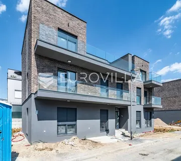 Zagreb, Sveta Klara, moderan trosoban stan u novogradnji s parkirnim mjestom, 67 m²