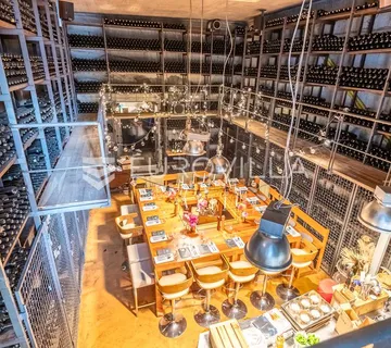 Zagreb, Ilica uređen poslovni prostor restoran 172 m² - cover