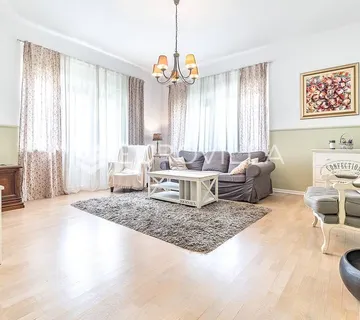 Zagreb, Srebrnjak, moderan četverosoban stan 95 m² s balkonom
