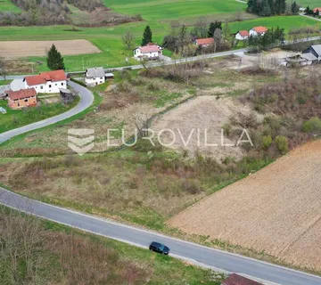 Rakovica, zemljište 5700 m², odlična lokacija