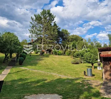 Laduč, drvena kuća 183 m² na zemljištu 5.064 m² - cover