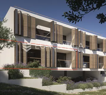 Vodice, moderan dvosoban stan s lođom u novogradnji