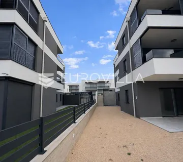 Pag, Šimuni, dvosoban apartman s vrtom 120 m od mora - cover