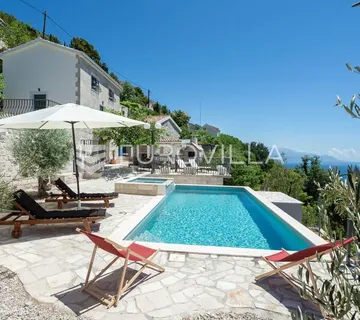 Omiš, Čelina - kamena kuća s panoramskim pogledom - cover