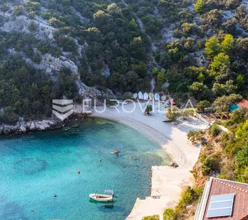 Marina, Vinišće, građevinsko zemljište s pogledom na more, površine 1060 m² - cover