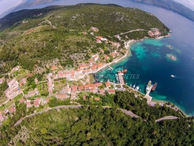 Poljoprivredno zemljište, Suđurađ - cover