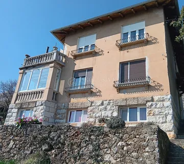 OPATIJA-ETAŽA VILLE - cover