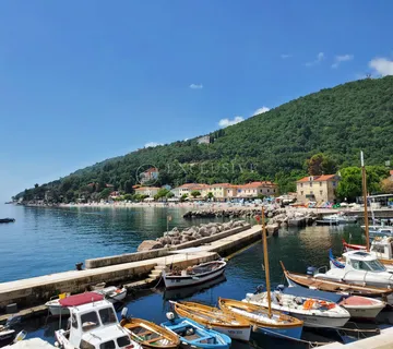 Građevinsko Zemljište Mošćenička Draga 150m Od Plaže!!