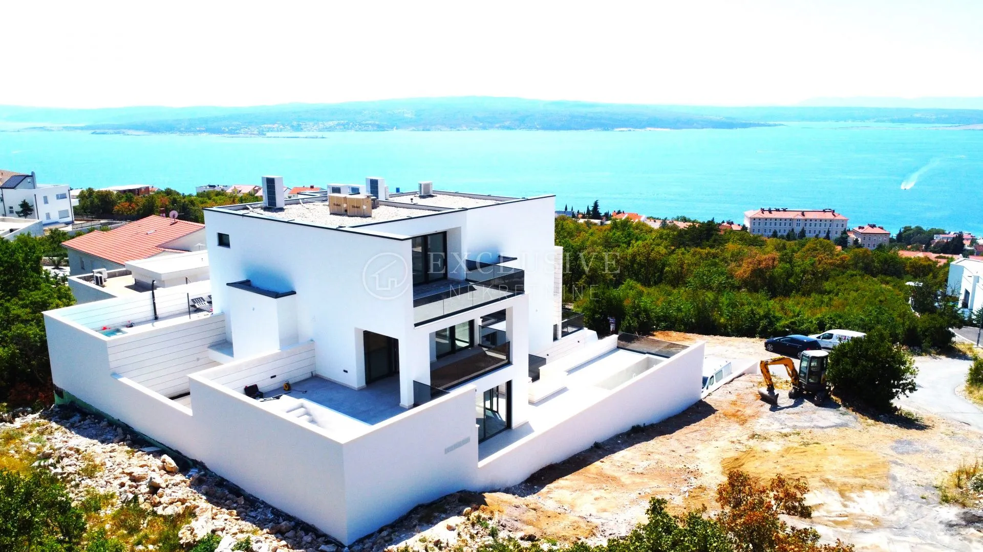 CRIKVENICA - LUKSUZNI DVOETAŽNI APARTMAN U MODERNOJ VILI - cover