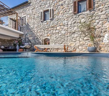 Otok Krk, Vrbnik - Kamena Vila S Bazenom