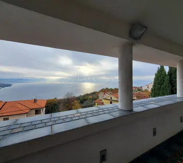 PRILIKA !! OPATIJA - PREKRASNA KUĆA 356Mm2 S NEOMETANIM POGLEDOM NA MORE - cover