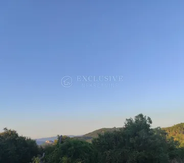 Istra – Teren Sa Pogledom Na Motovun - Rakotule, Karojba