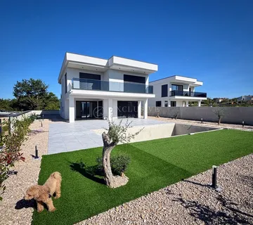 OTOK KRK - SAMOSTOJEĆA VILA S POGLEDOM NA MORE - cover