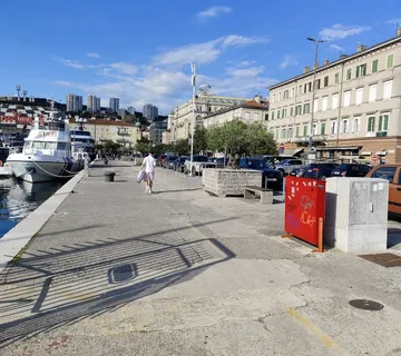 Rijeka - Riva Boduli - Prilika - Odličan Stan
