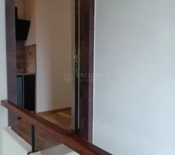 MATULJI-STROGI CENTAR STAN - cover