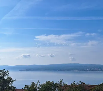 Crikvenica - Zemljište S Projektom I Panoramskim Pogledom Na More