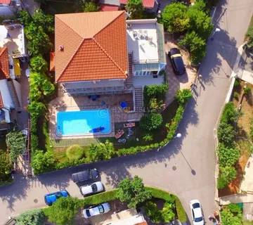 MALINSKA KUĆA 100m OD MORA !! - Malinska, Malinska-Dubašnica