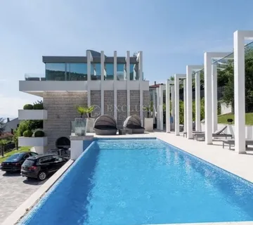 Ekskluzivna Villa Na Top Lokaciji - Ičići, Opatija