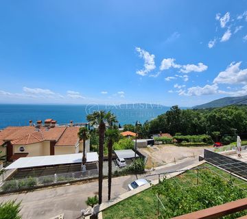 IČIĆI KUĆA SA PREDIVNIM POGLEDOM I VELIKOM OKUĆNICOM !! - cover