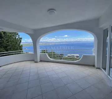 OPATIJA - STAN 2S+DB U VILI - PANORAMSKI POGLED - PARKING - cover