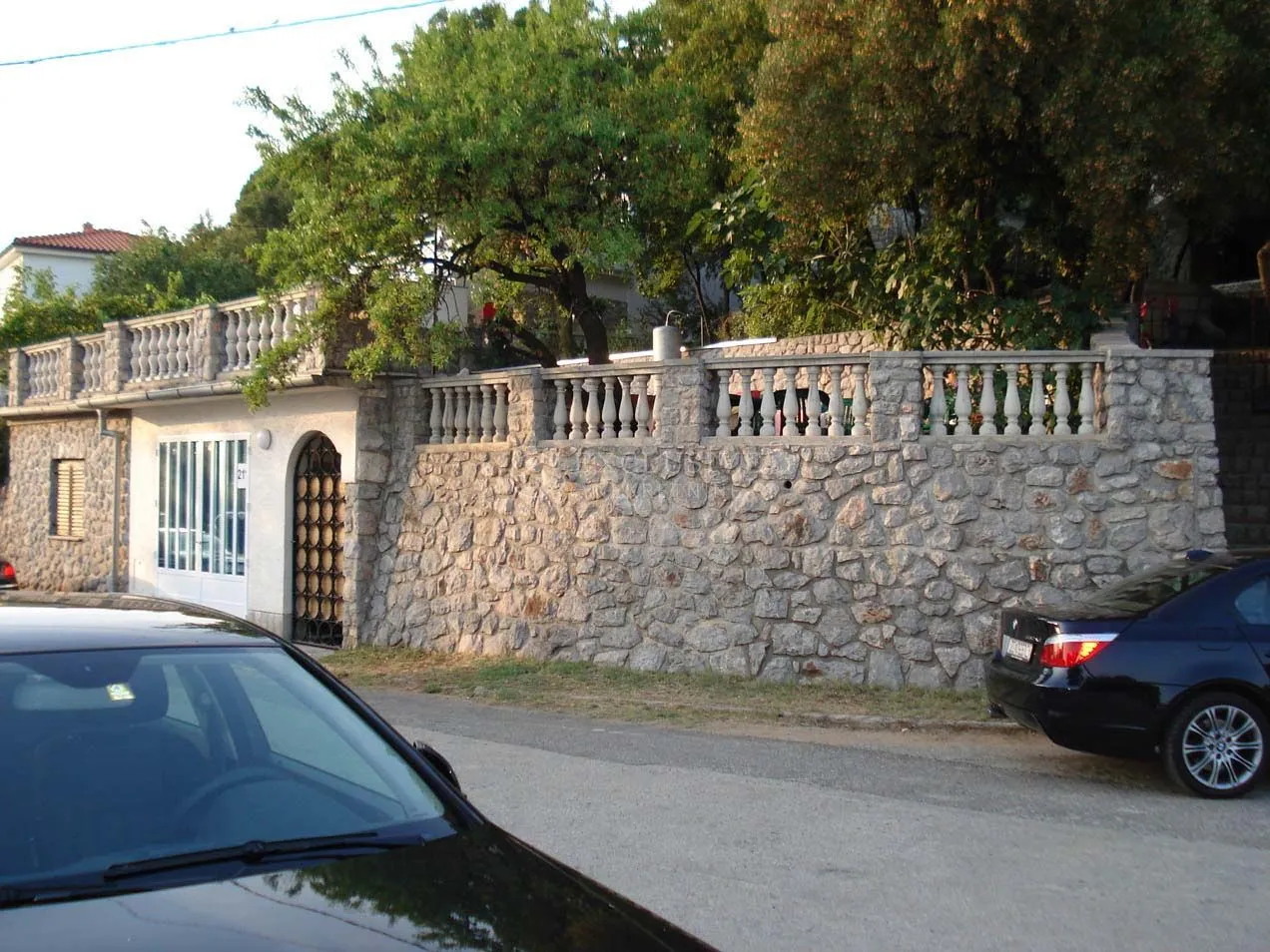 SMOKVICA KRMPOTSKA - KUĆA DRUGI RED DO MORA - cover