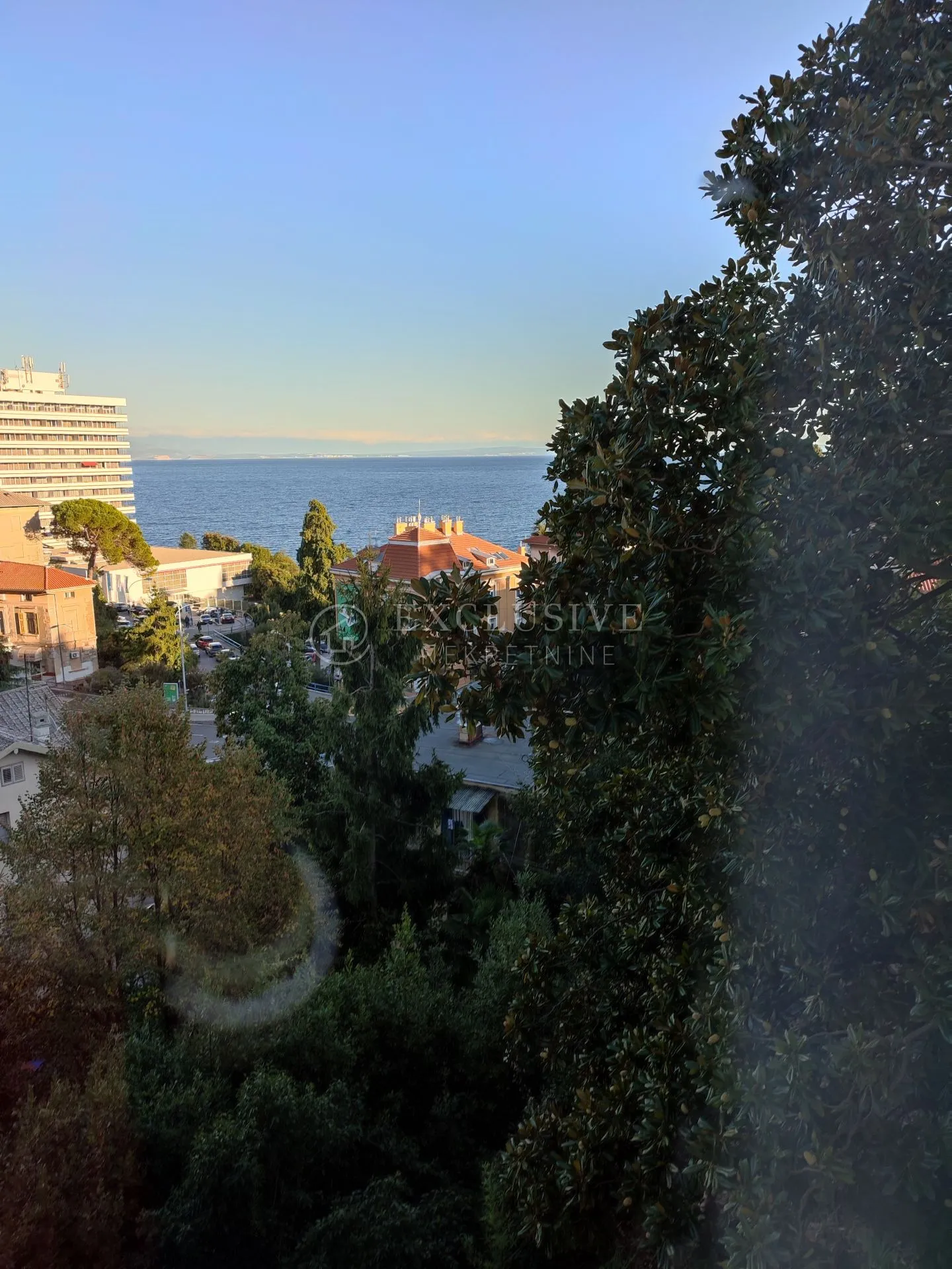 OPATIJA - CENTAR -LUKSUZNI PENTHOUSE SA 3 PARKIRNA MJESTA - cover