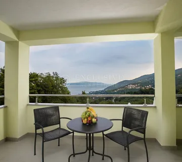 IČIĆI DVOETAŽNI STAN 136m2 - cover