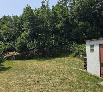 IKA, OBITELJSKA KUĆA 2500m2 - cover