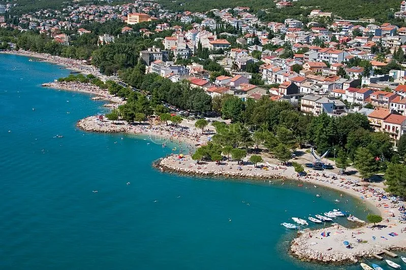 CRIKVENICA - GARSONIJERA NA ODLIČNOJ POZICIJI - cover