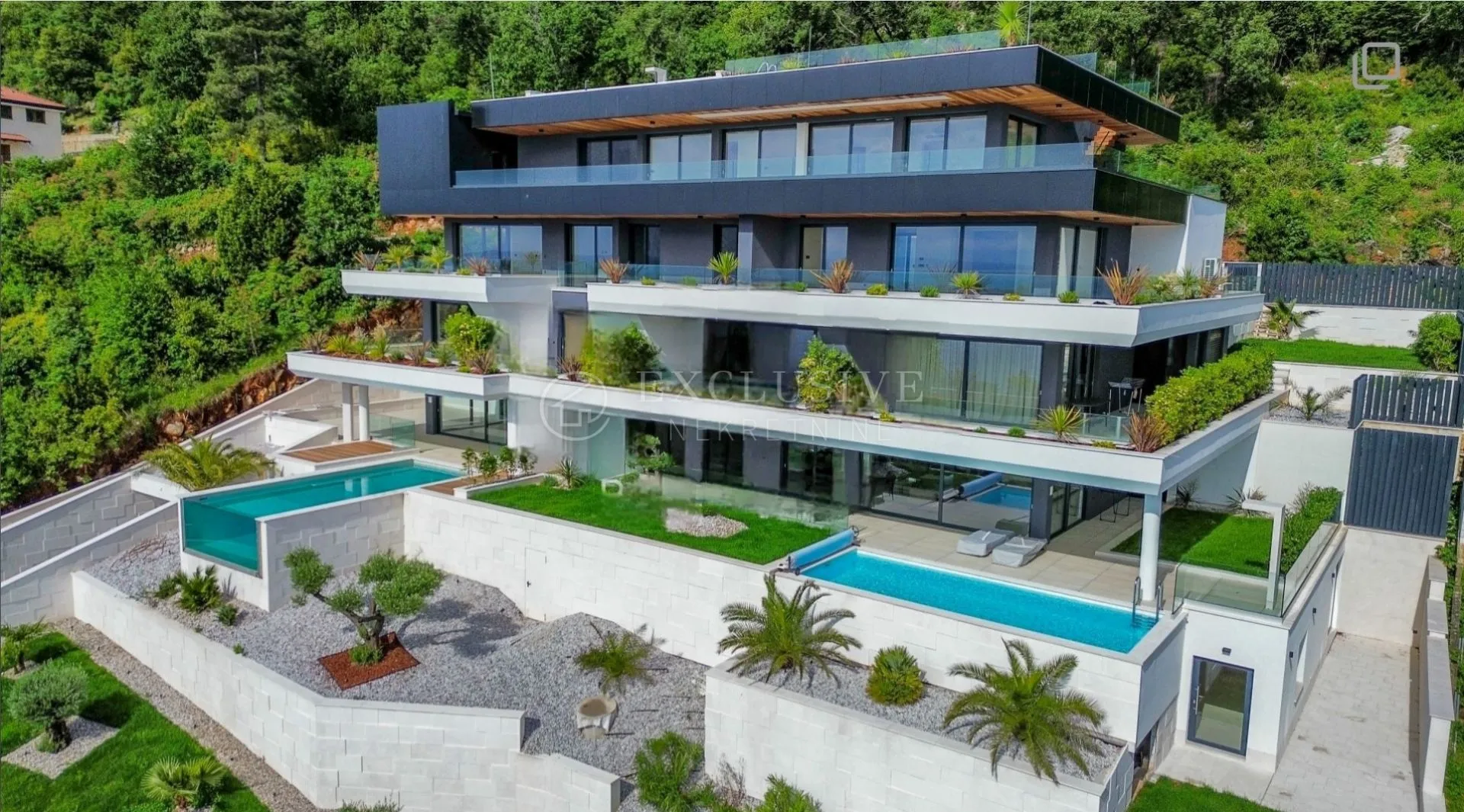 OPATIJA, SAVRŠENI PENTHOUSE S VLASTITIM BAZENOM I NEVJEROJATNIM POGLEDOM NA MORE! - cover