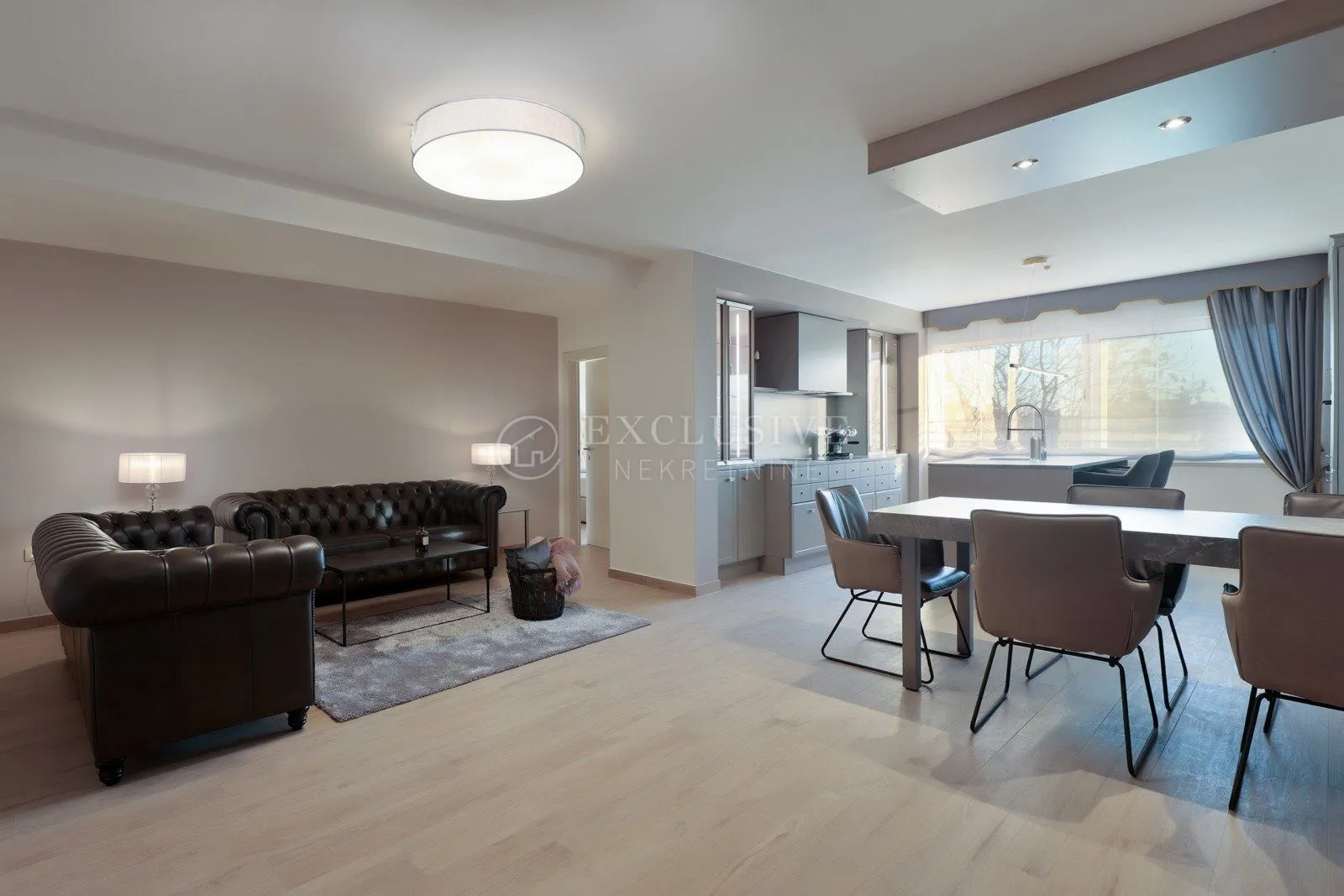 ROVINJ CENTAR!!!PREKRASAN STAN 3S+DB U 1. ZONI GRADA!!! - cover