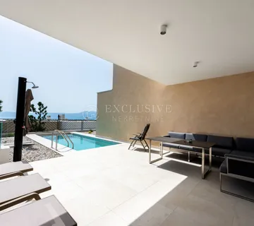 KOSTRENA MODERNA KUĆA 190m2 S BAZENOM !! - Kostrena Sveta Lucija, Kostrena