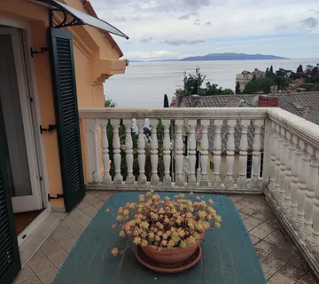 Opatija - Volosko - Stan Kojem Je Teško Odoliti
