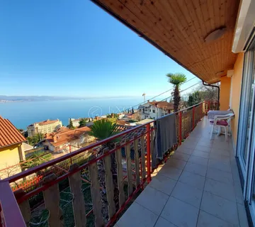 OPATIJA KUĆA 200m2 s PREDIVNIM POGLEDOM NA MORE !!