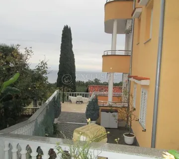 OPATIJA-OPRIĆ - KRASAN STAN - KRASAN POGLED - PARKING - cover