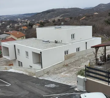 HRELJIN -NOVOGRADNJA- 2S +DB U PRIZEMLJU SA OKUČNICOM, POGLED NA MORE - cover