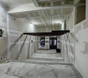 VOLOSKO CENTAR STAN ZA POSLOVNU NAMJENU 50m OD MORA - cover