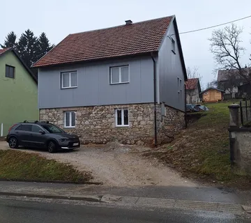 VRBOVSKO - RIJETKOST - SREĐENA KUĆA SA LIJEPOM OKUČNICOM - cover